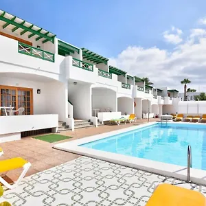 https://apartamentos-isabel-puerto-del-carmen.in-canary-islands.com